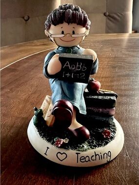 Zingle-Berry 'I ♥ Teaching' Collectible Figurine Base - teacher gift